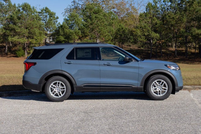 2026 Ford Explorer Active (200A)
