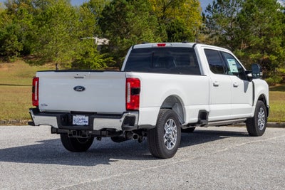 2026 Ford Super Duty F-350 SRW LARIAT