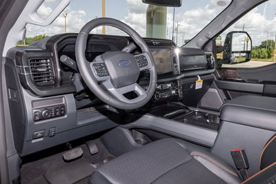 2026 Ford Super Duty F-350 SRW LARIAT