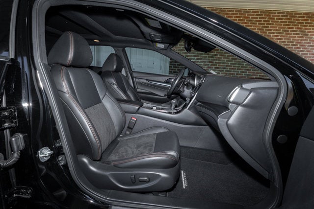 2023 Nissan Maxima SR