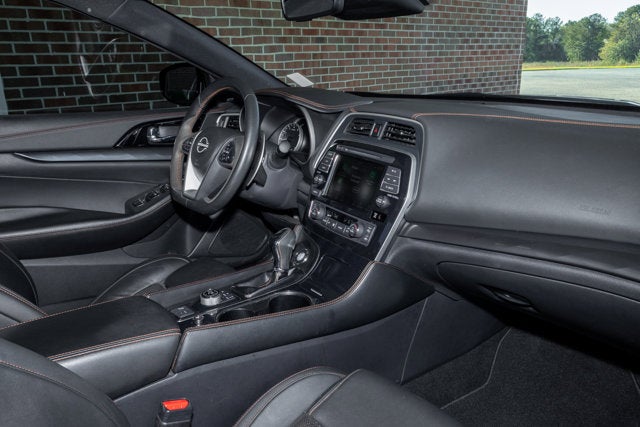 2023 Nissan Maxima SR