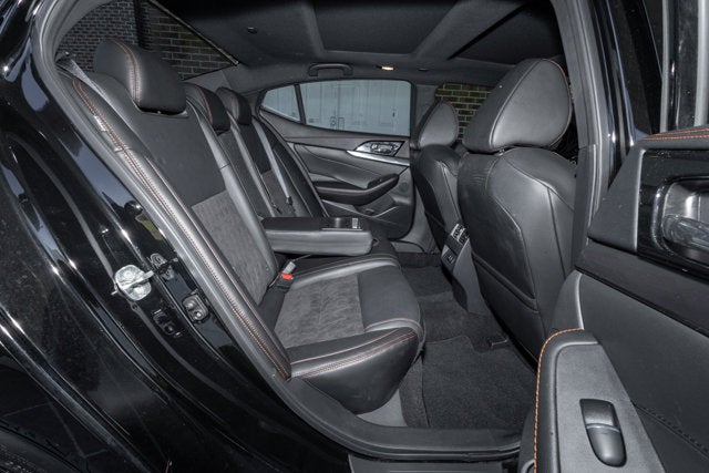 2023 Nissan Maxima SR