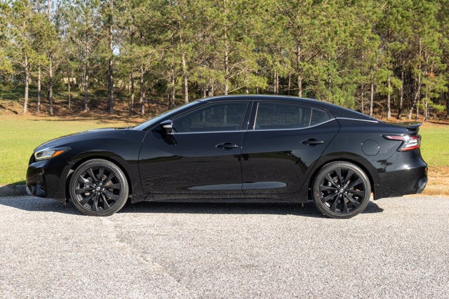 2023 Nissan Maxima SR