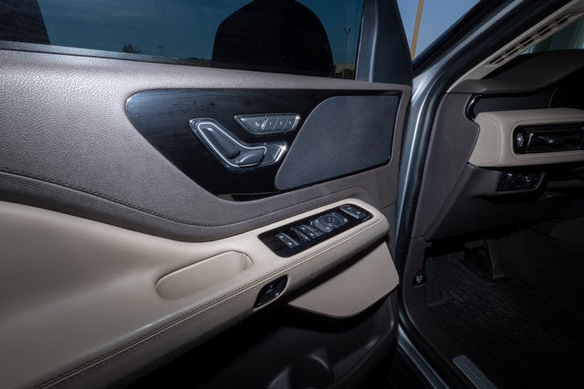 2023 Lincoln Aviator Standard