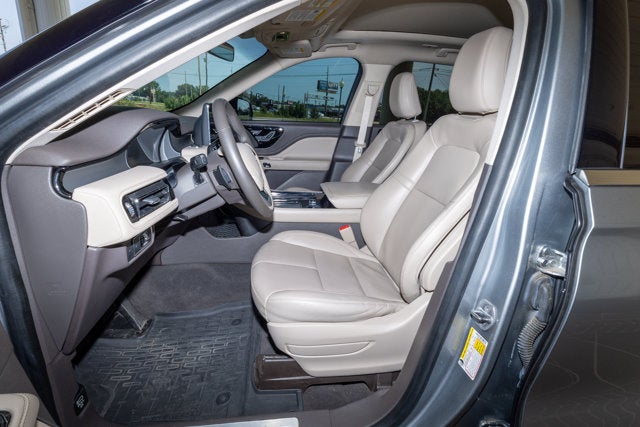 2023 Lincoln Aviator Standard