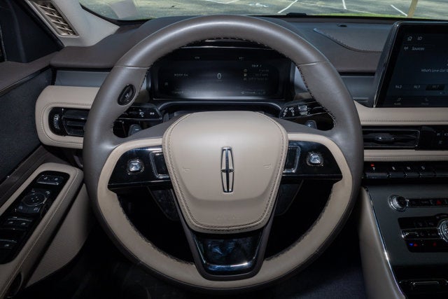 2023 Lincoln Aviator Standard