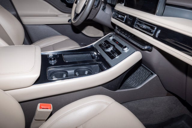 2023 Lincoln Aviator Standard