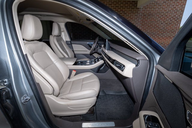 2023 Lincoln Aviator Standard