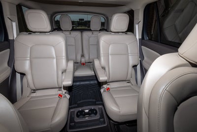 2023 Lincoln Aviator Standard